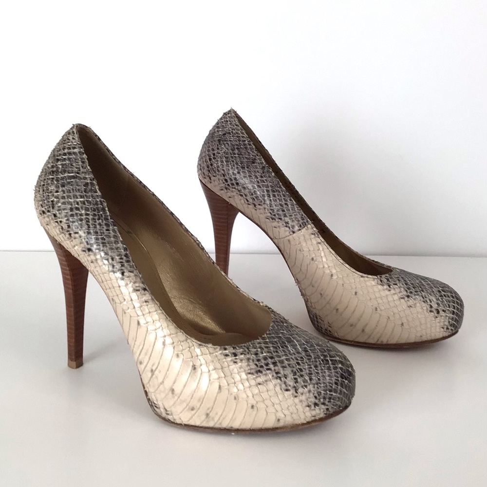 Stuart Weizmann High Heels